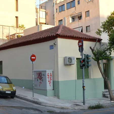 Pireas Port Next To Metro Artistic House Apartment *